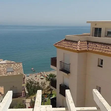 Great Townhouse 400m From The Benalmádena